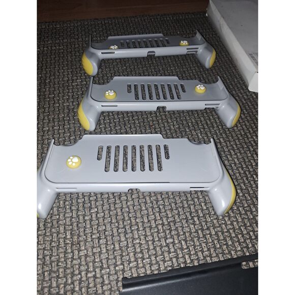 NEW Orzly Grip Cases set of 4 Possibly for Joy Con - Picture 5 of 6